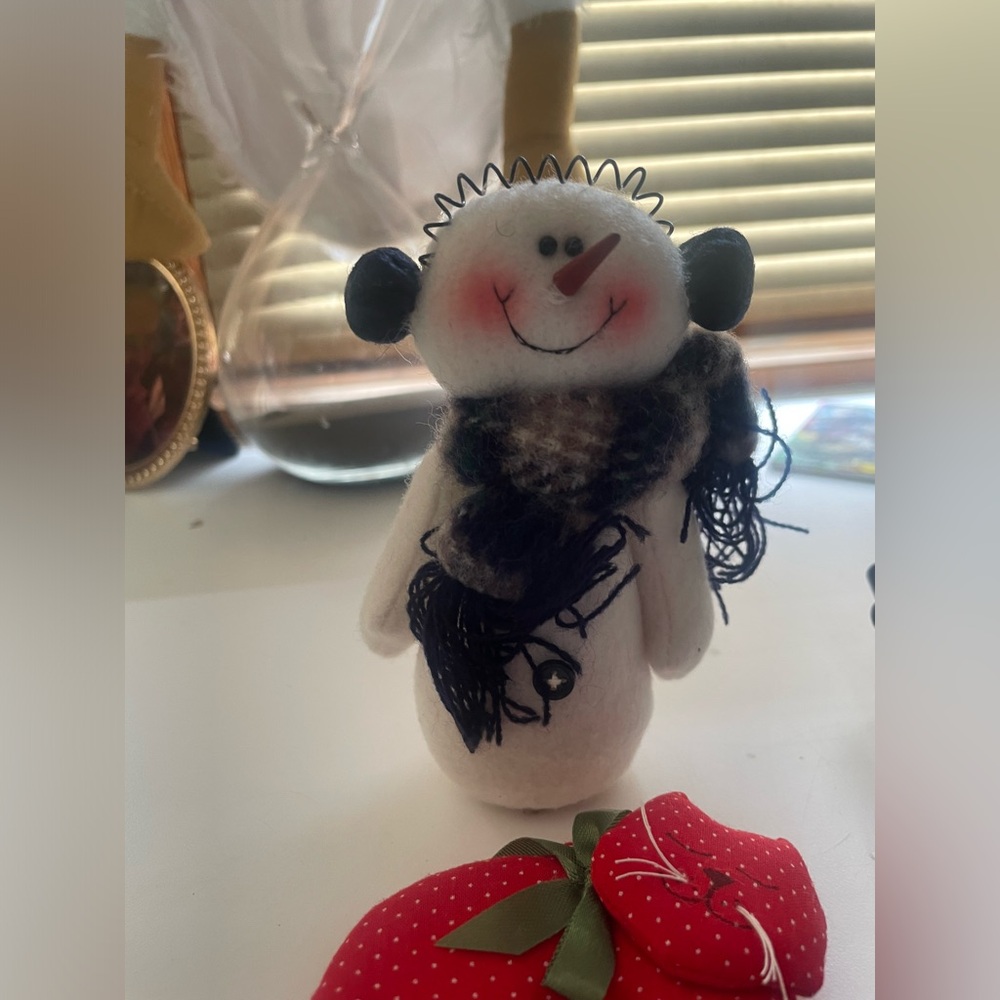 Bundle of Holiday Ornaments, 7 total - Picture 7 of 8
